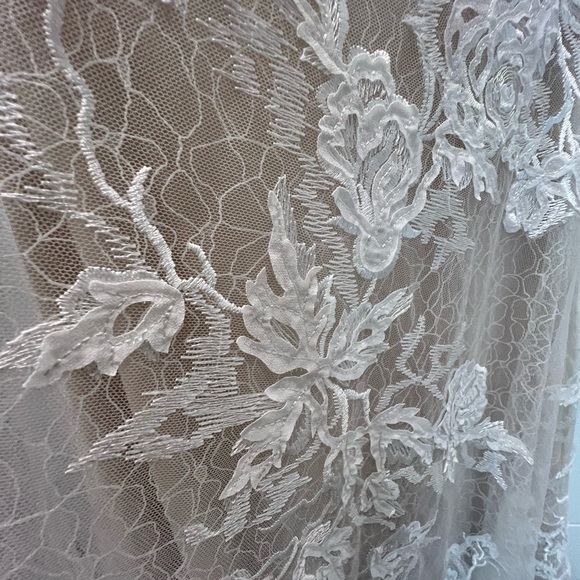 Blue Willow by Anne Barge Eloise - Picture 9 of 10